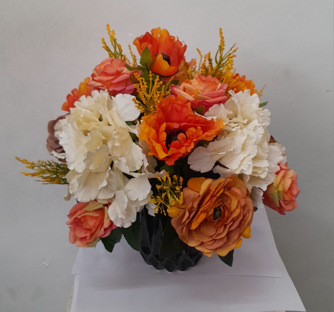 Artificial Floral Arrangement (h:38cm w:38cm)