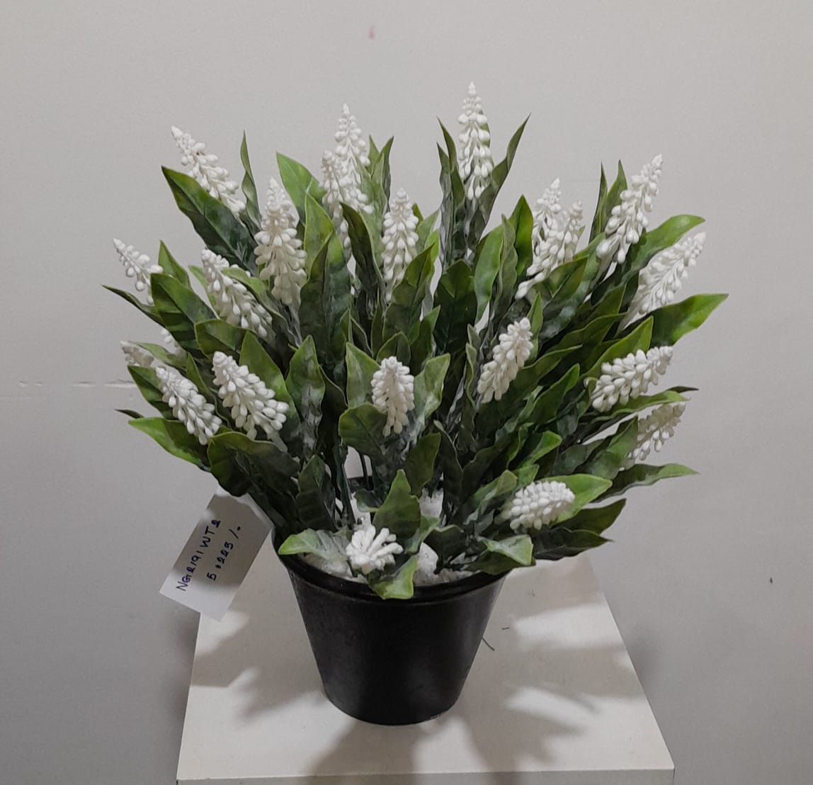 Artificial Floral Arrangement (h:34cm w:32cm)