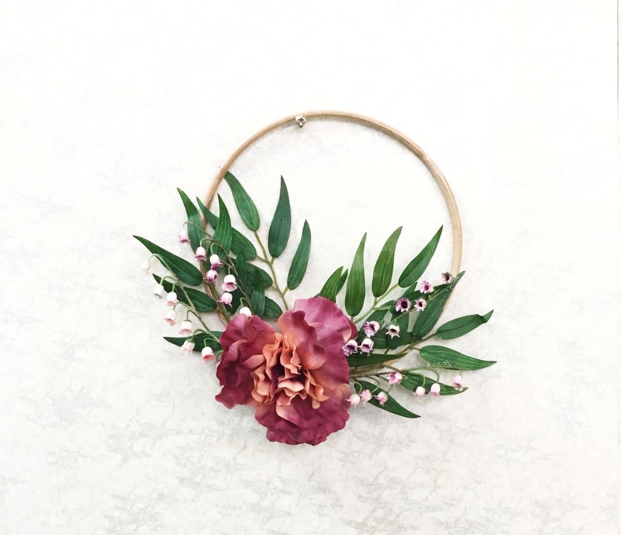 Artificial Floral Arrangement (h:24cm w:27cm)
