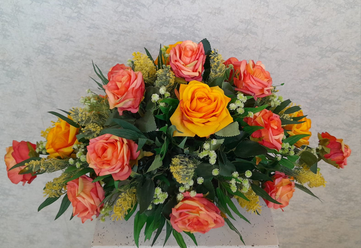 Artificial Floral Arrangement (h:29cm w:56cm)