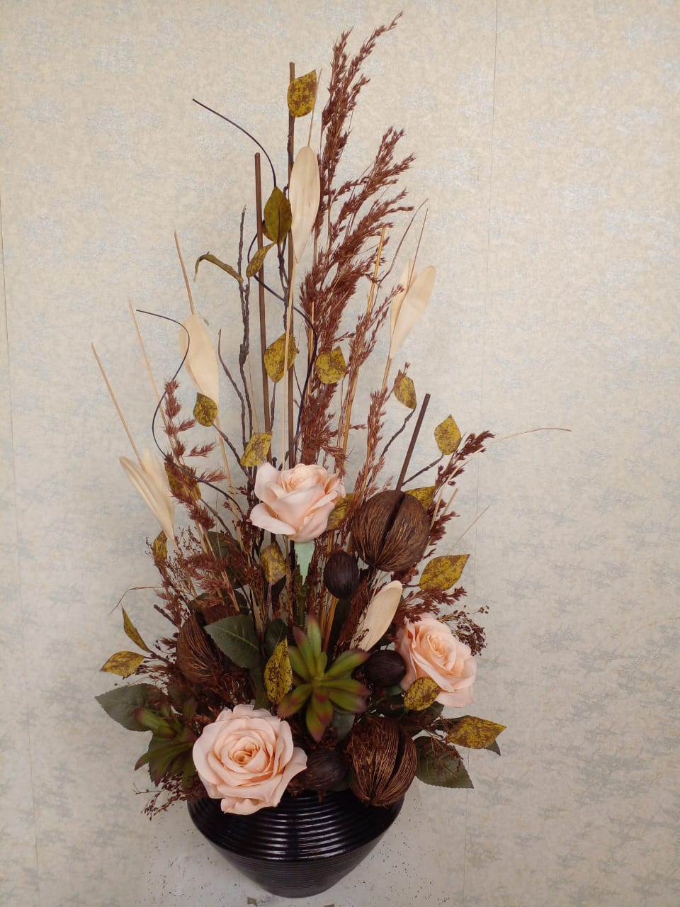 Artificial Floral Arrangement (h:77cm w:48cm)