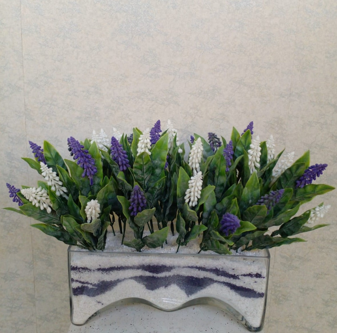 Artificial Floral Arrangement (h:33cm w:45cm)