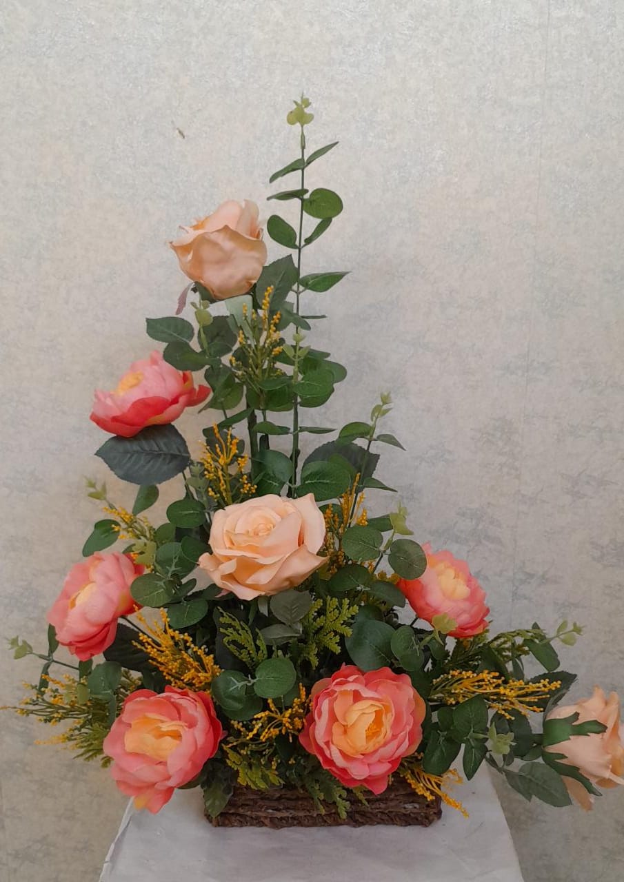 Artificial Floral Arrangement (h:50cm w:35cm)