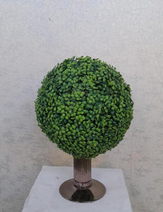 Artificial Floral Arrangement (h:40cm w:30cm)