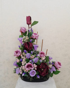 Artificial Floral Arrangement (h:50cm w:38cm)