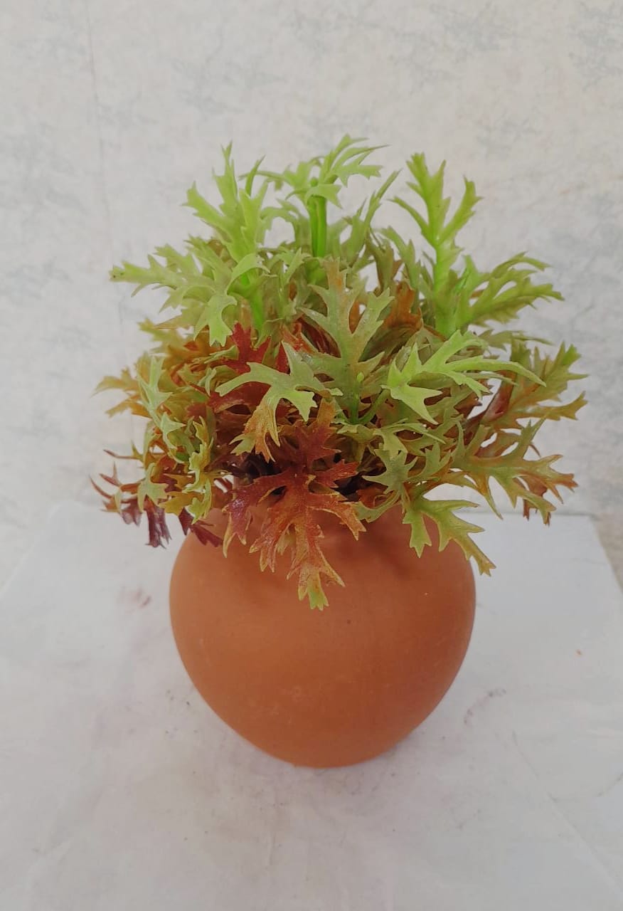 Artificial Floral Arrangement (h:23cm w:17cm)