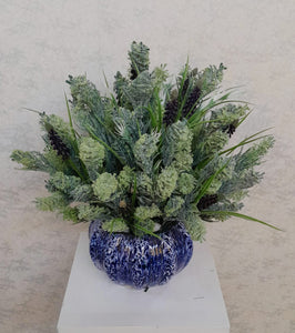 Artificial Floral Arrangement (h:40cm w:35cm)