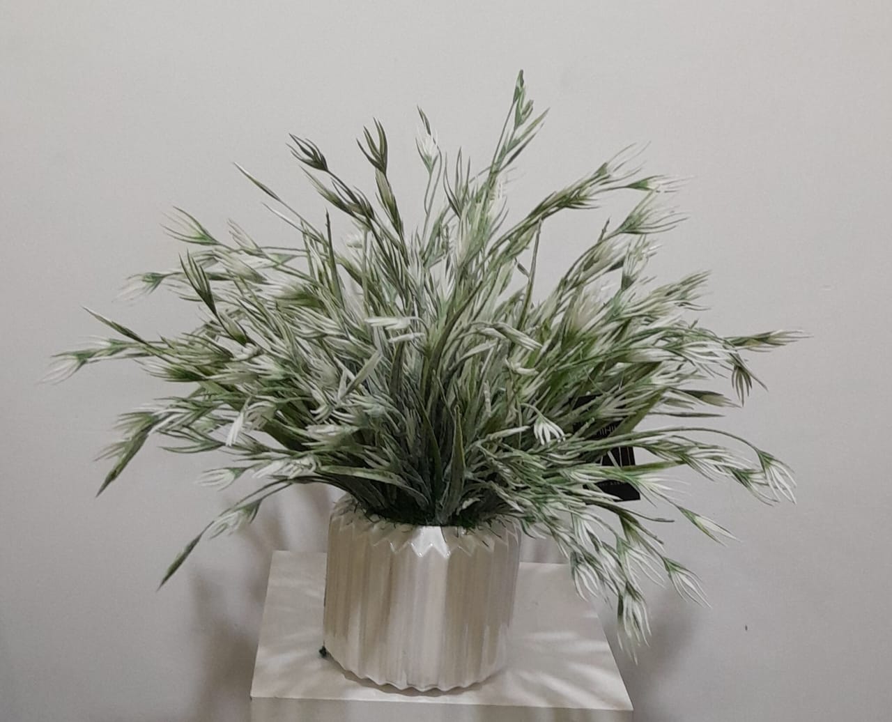 Artificial Floral Arrangement (h:36cm w:39cm)