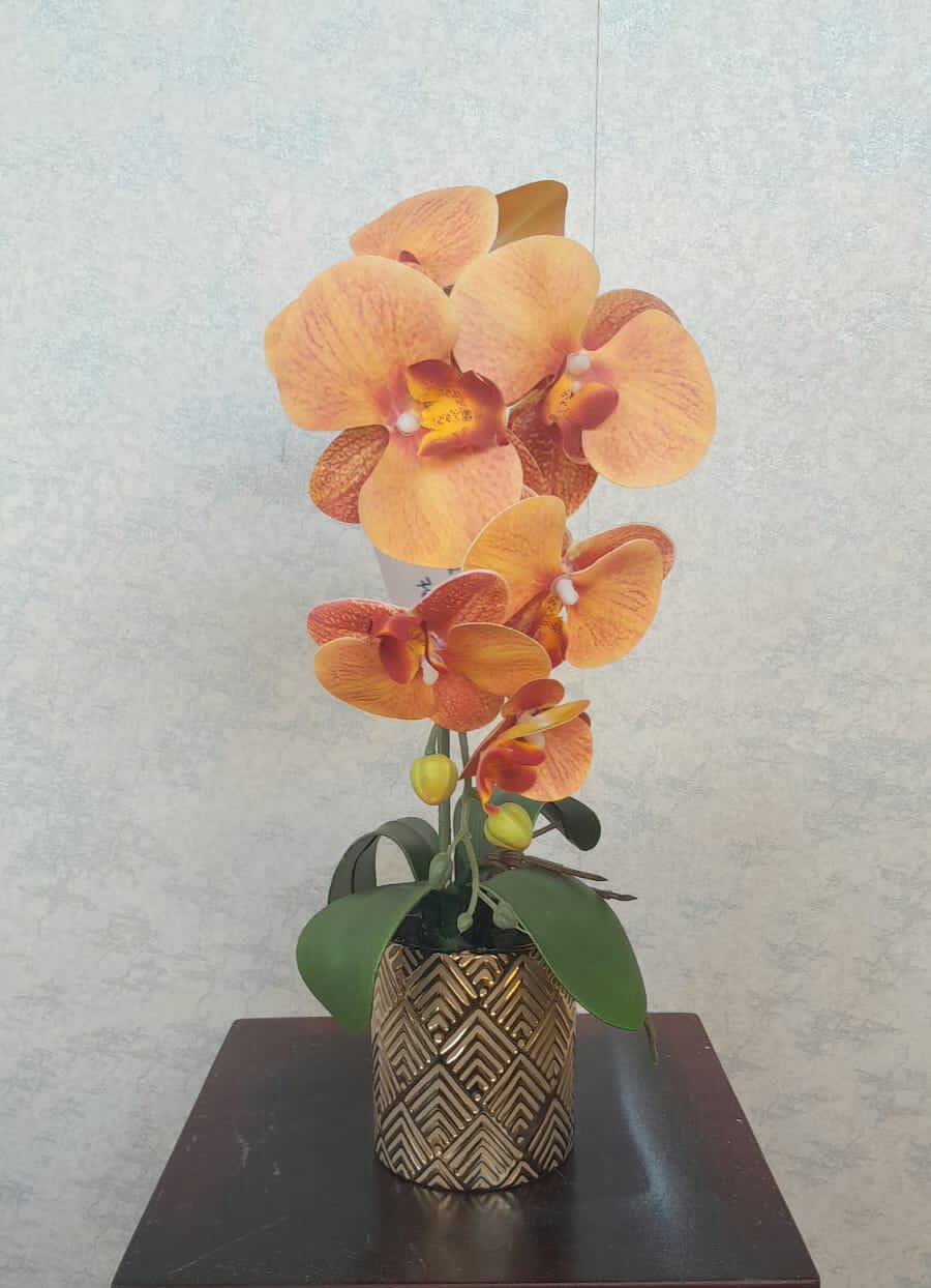 Artificial Floral Arrangement (h:40cm w:20cm)