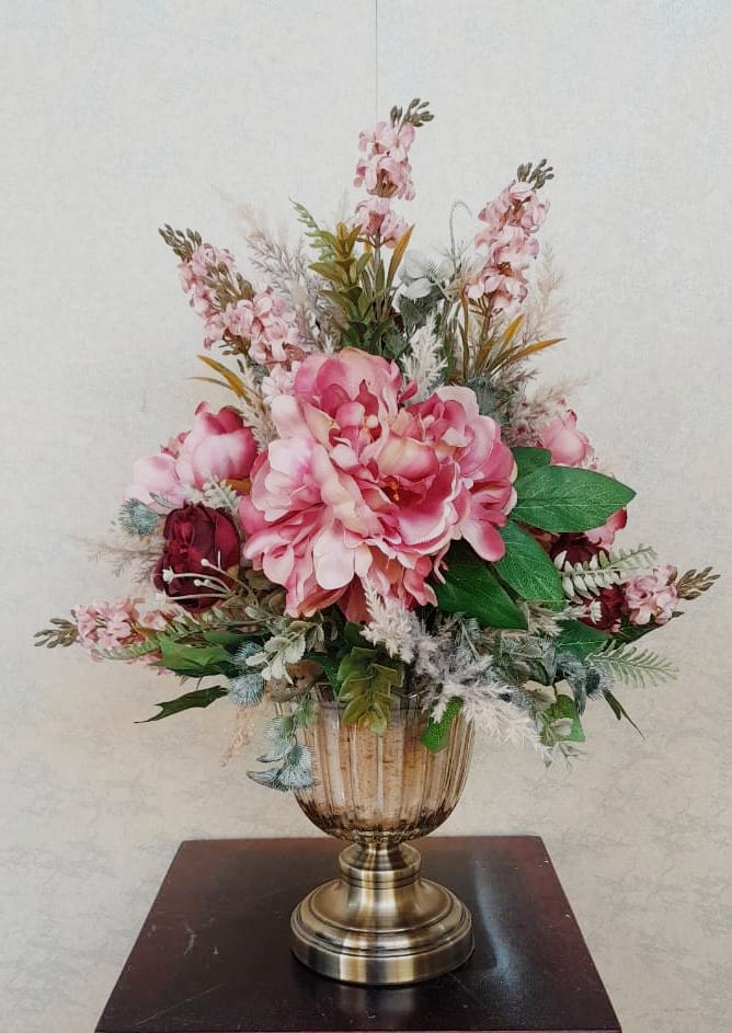 Artificial Floral Arrangement (h:37cm w:43cm)
