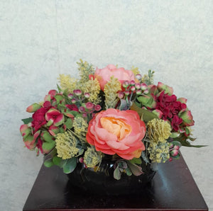 Artificial Floral Arrangement (h:20cm w:30cm)