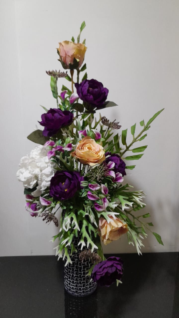 Artificial Floral Arrangement (h:70cm w:40cm)