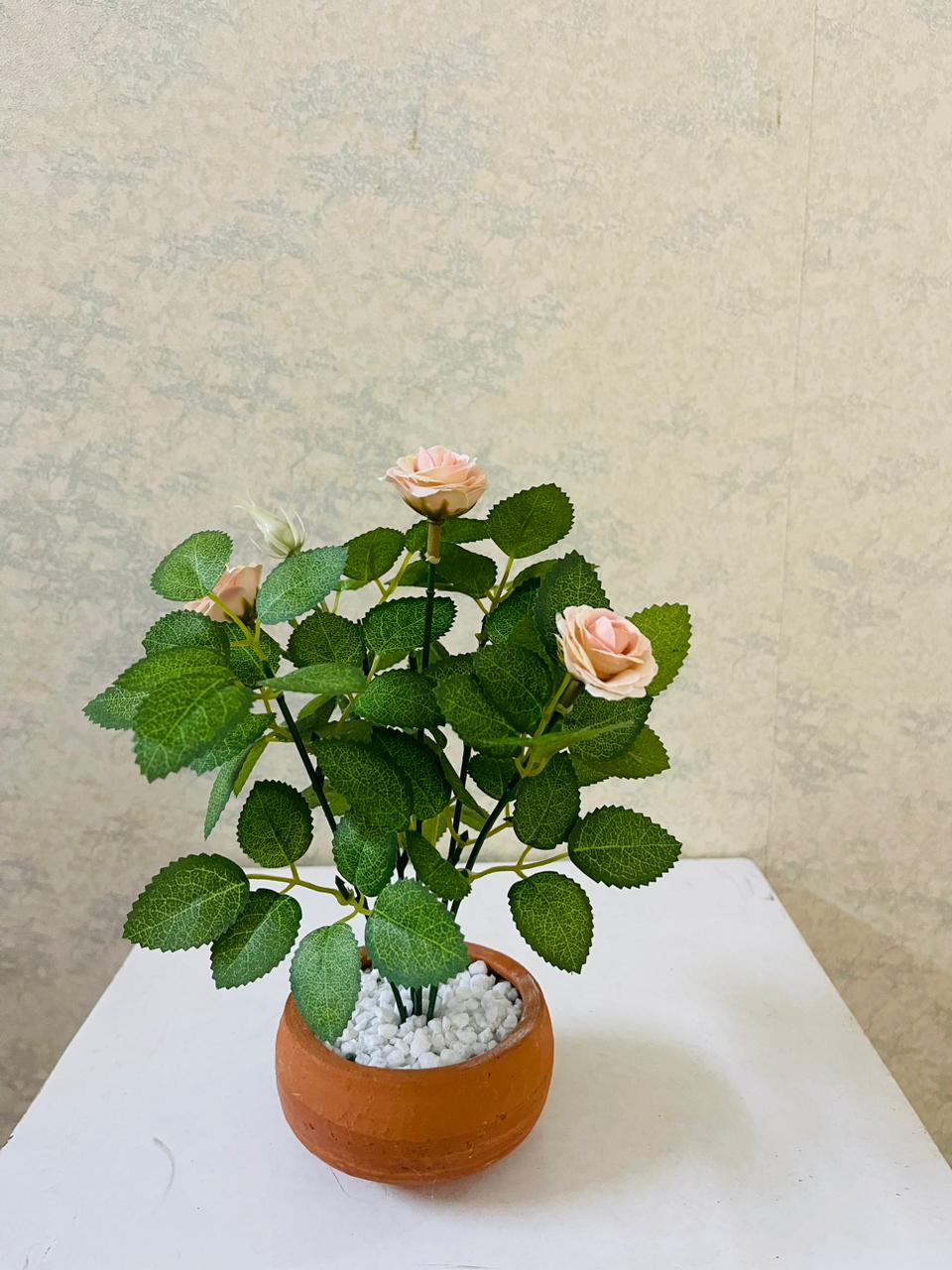 Artificial Floral Arrangement (h:25cm w:12cm)