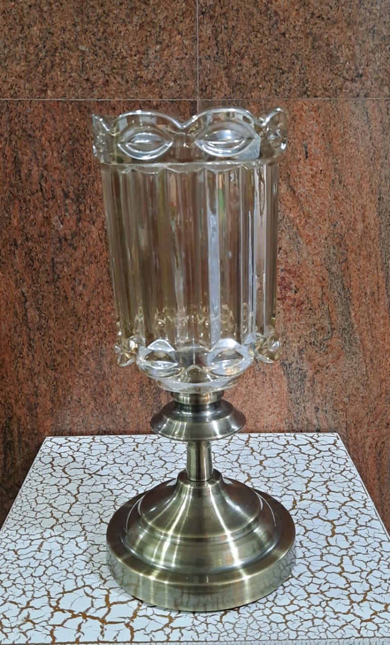 30cm Glass with Copper Stand - Green Gardens Mihiliya (Pvt) Ltd