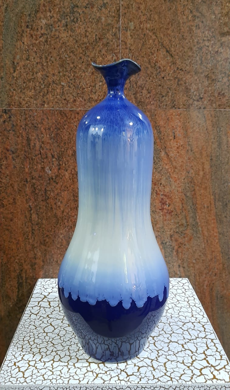 36cm Glazed Porcelain Vase (Authentic) - Green Gardens Mihiliya (Pvt) Ltd