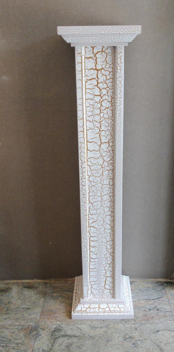 4ft Wooden Pillar (Crackle White/Gold) - Green Gardens Mihiliya (Pvt) Ltd