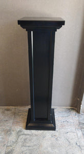 3ft Wooden Pillar (Black) - Green Gardens Mihiliya (Pvt) Ltd