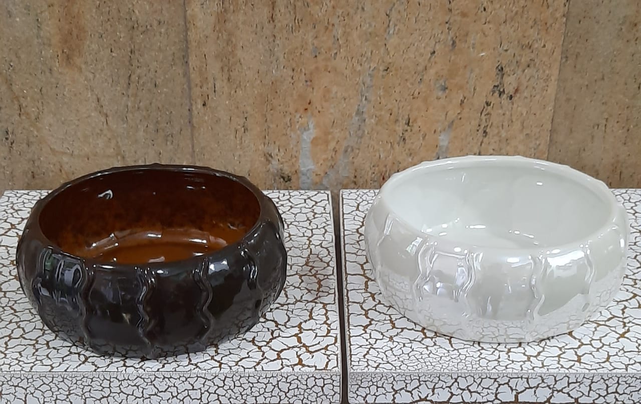 8cm Glazed Ceramic Base (25cm Diameter) - Green Gardens Mihiliya (Pvt) Ltd