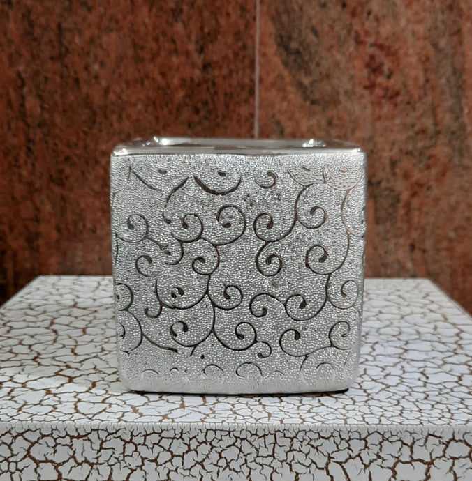 10cm Ceramic Square Base - Green Gardens Mihiliya (Pvt) Ltd