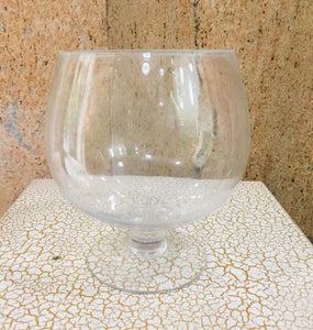 Handblown Glassware (h:17cm, w:11cm)