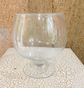 Handblown Glassware (h:17cm, w:11cm)