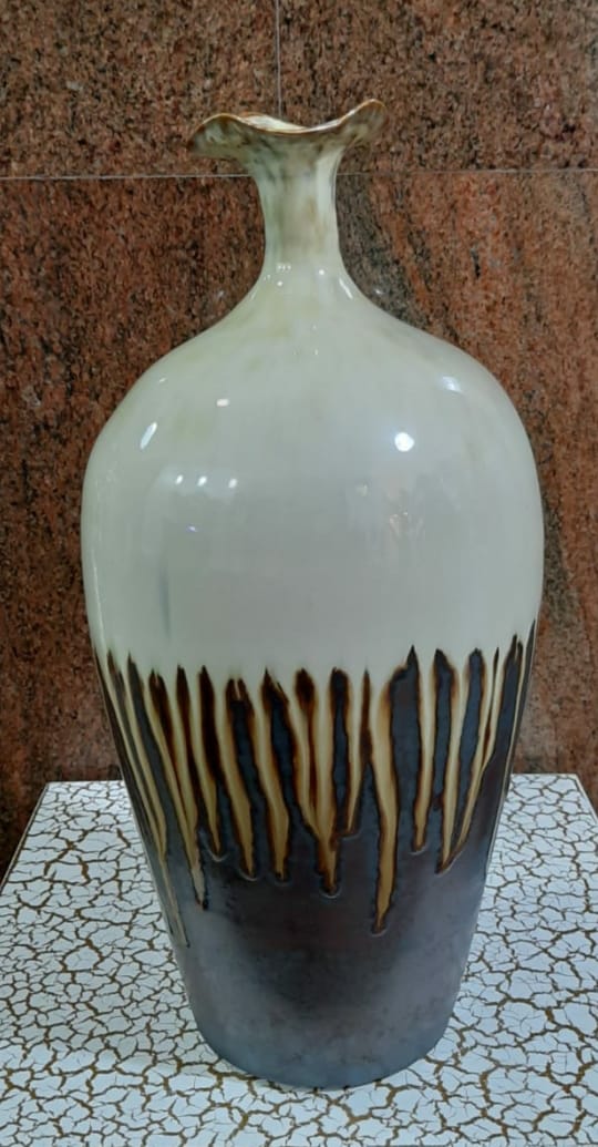 33cm Glazed Porcelain Vase (Authentic)
