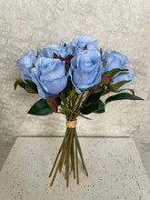 Load image into Gallery viewer, Blue rose Bunch
