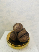 Load image into Gallery viewer, Dried Kaduru Fruit (L)

