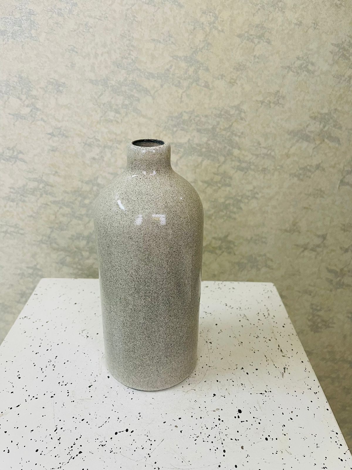 Ceramic Bottle Vase With Sand Grain Look
