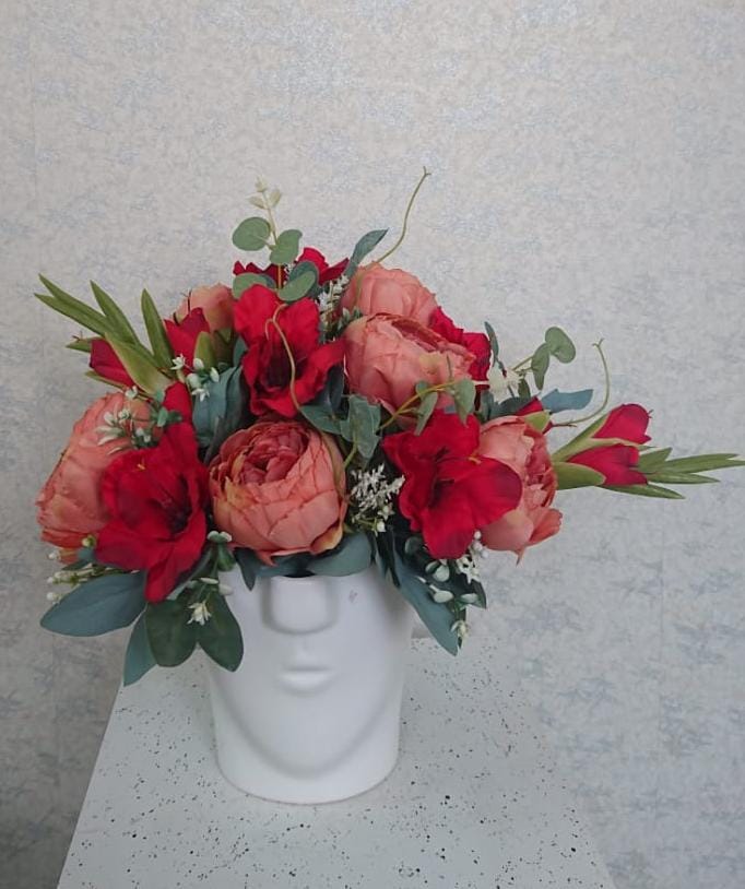 Artificial Floral Arrangement (h:36cm w:42cm)