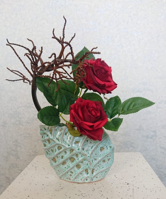 Artificial Floral Arrangement (h:23cm w:33cm)