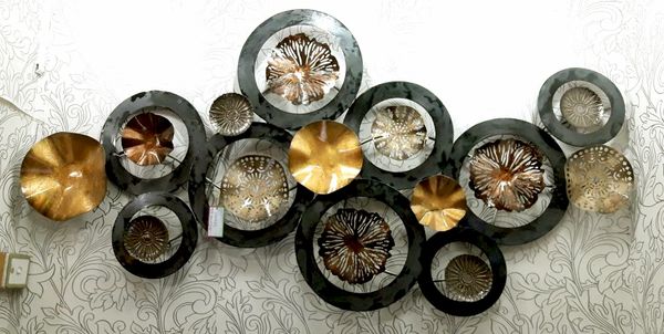 Metal Wall Decor 60