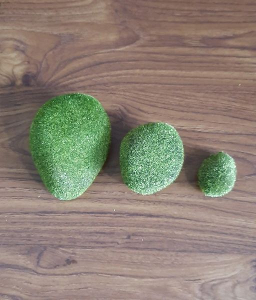 8cm Medium Moss Stone - Green Gardens Mihiliya (Pvt) Ltd