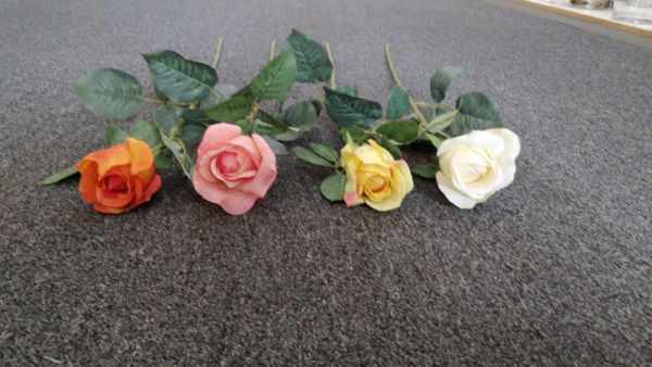 55cm Natural Look Premium Rose Bud - Green Gardens Mihiliya (Pvt) Ltd